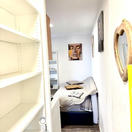Апартаменты Cosy Cocon, Parking Libre, Proche Geneve *